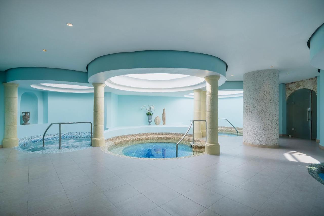 Iberostar Waves Rose Hall Beach Montego Bay Exterior photo
