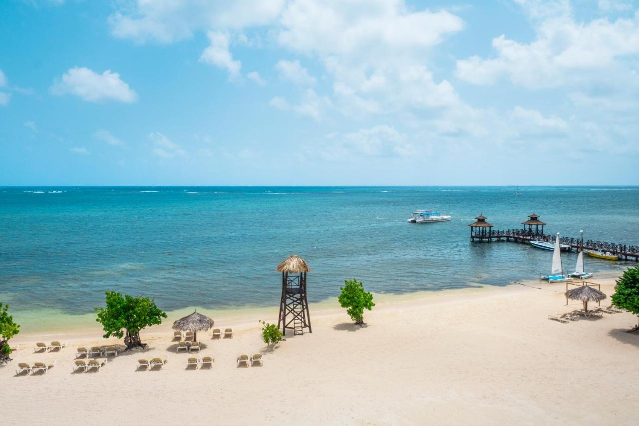Iberostar Waves Rose Hall Beach Montego Bay Exterior photo