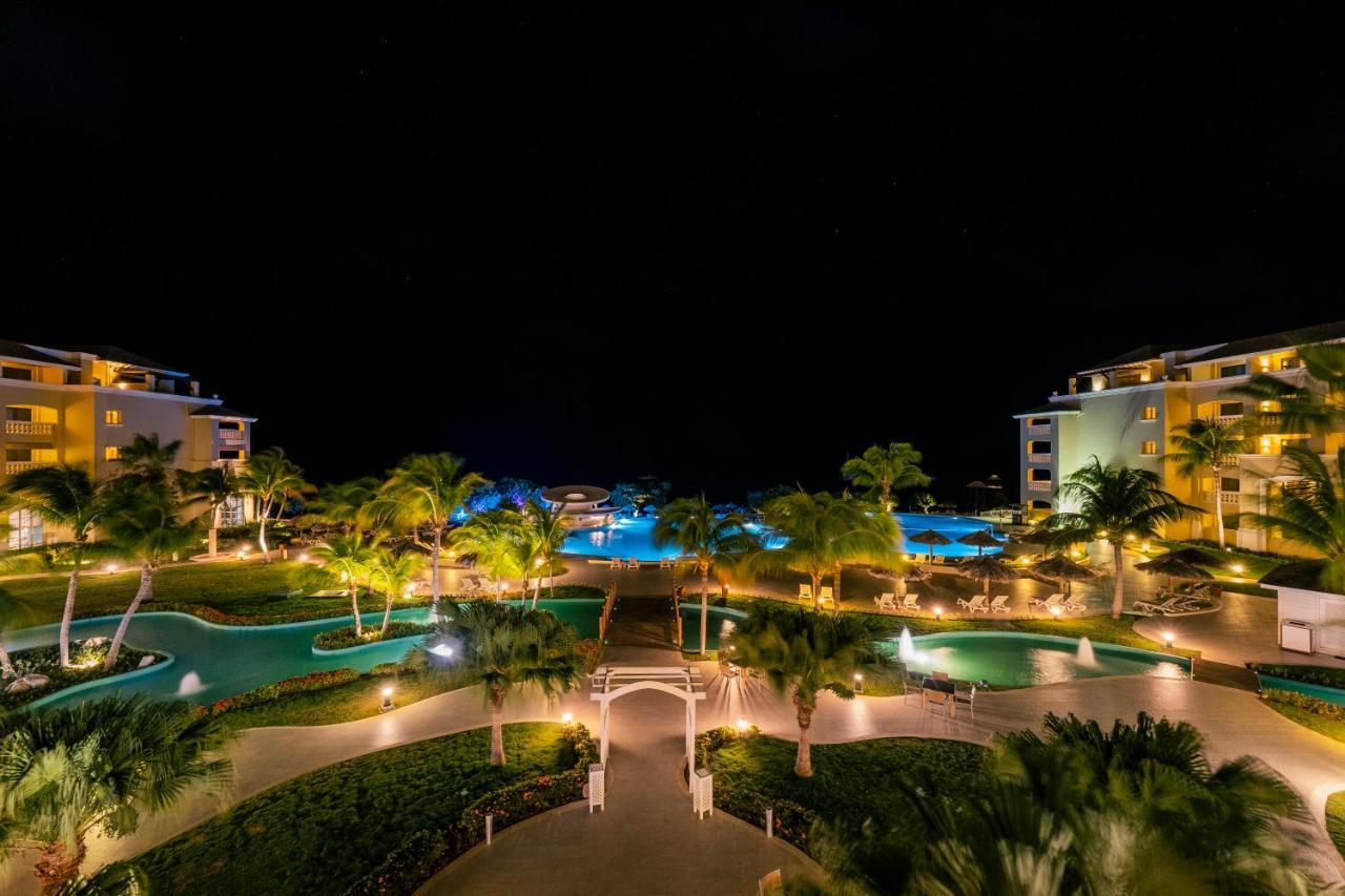 Iberostar Waves Rose Hall Beach Montego Bay Exterior photo