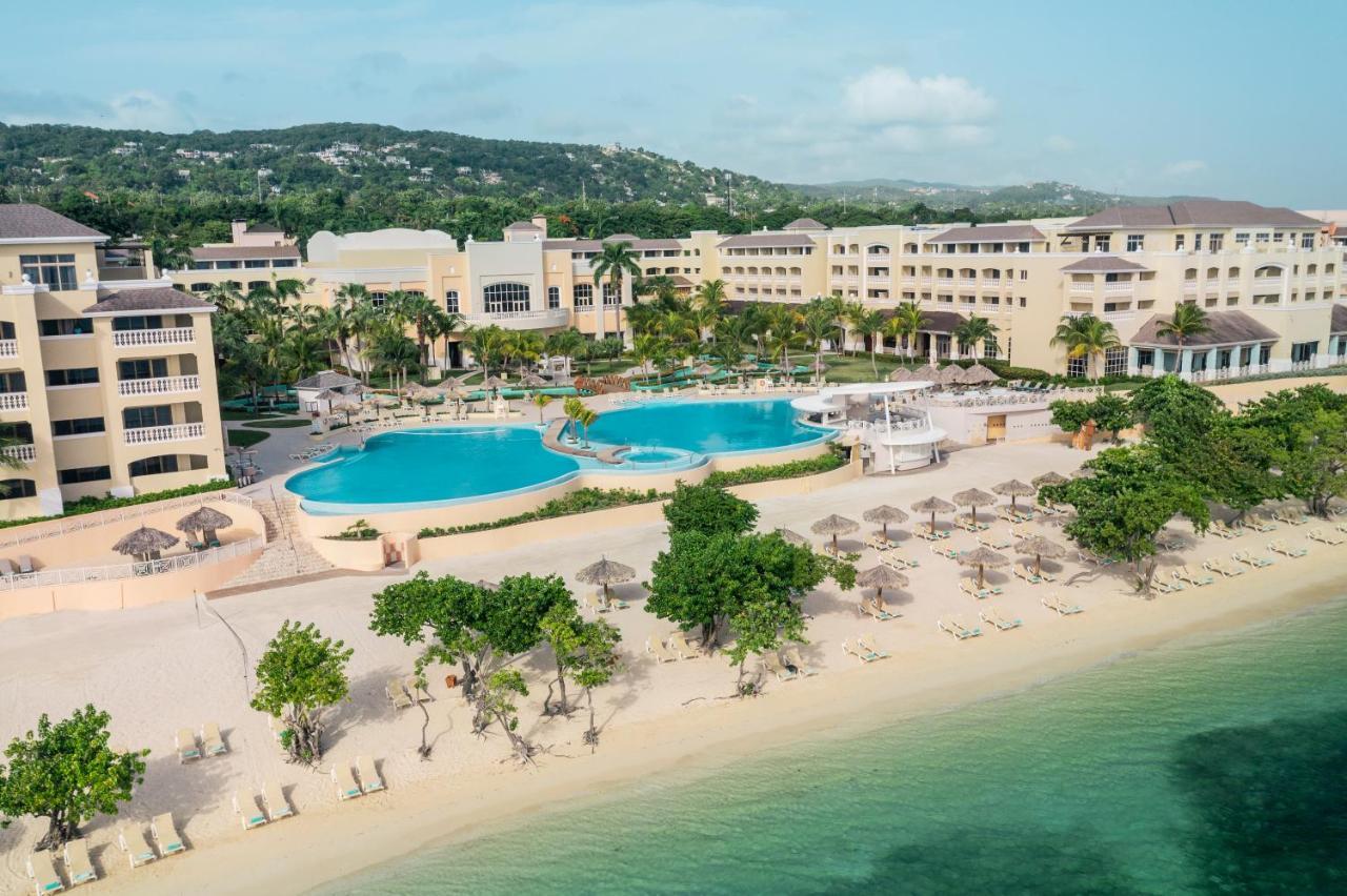 Iberostar Waves Rose Hall Beach Montego Bay Exterior photo