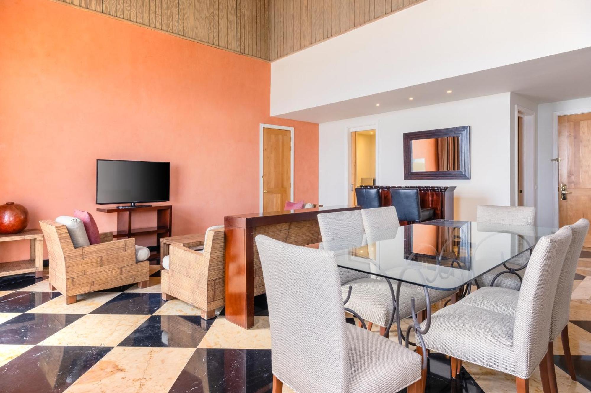 Iberostar Waves Rose Hall Beach Montego Bay Exterior photo